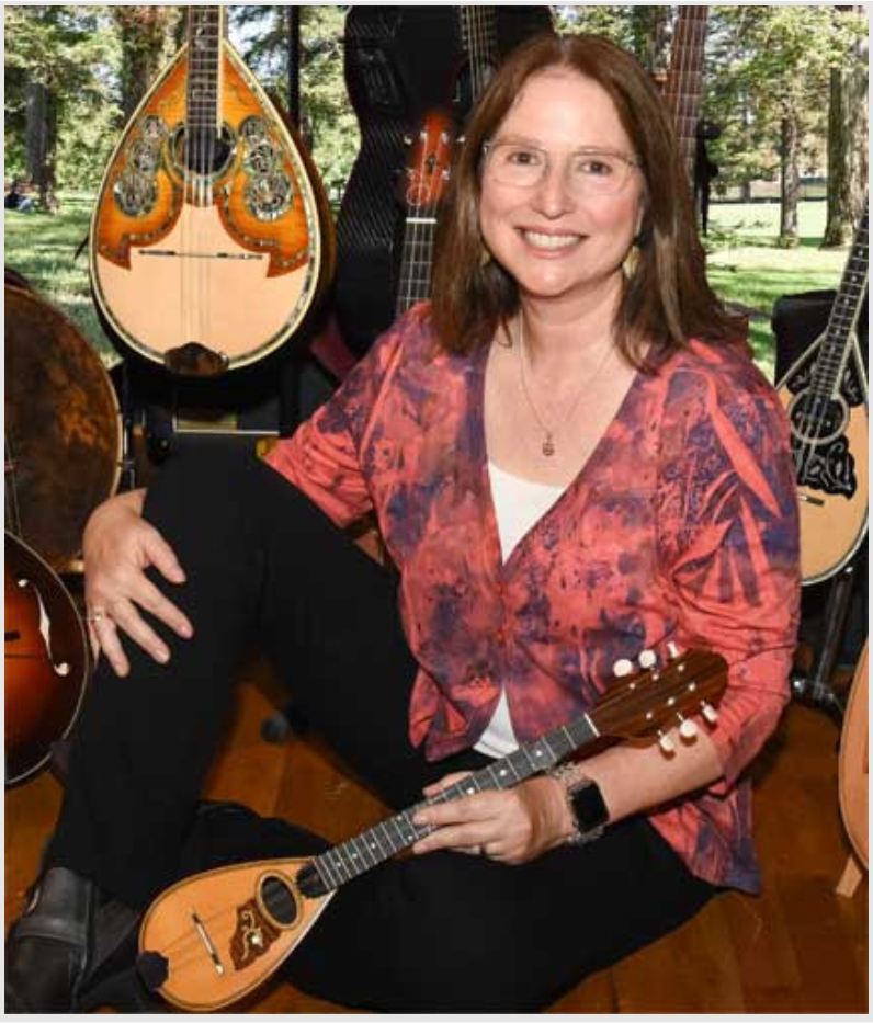 Kathy Sherman performing